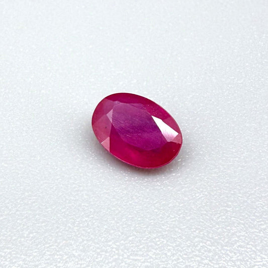 0.87 ct natural pink-red Songea ruby, oval cut.