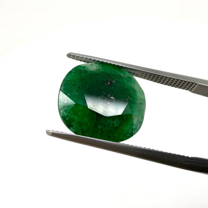 Vibrant Green Emerald Oval 6.14 Cts