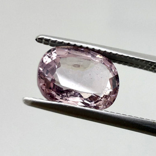 Rosé Spinel Oval 1.85 Ct