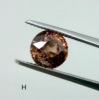 Peach-Pink Hues Zircon Lot Round 9.39 Ct