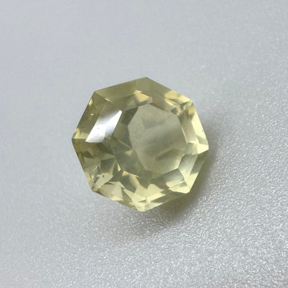 Lemon Quartz Fancy 4.89 Ct