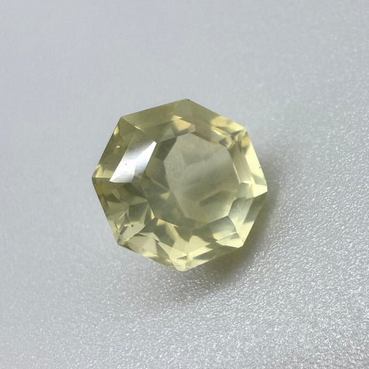 Lemon Quartz Fancy 4.89 Ct