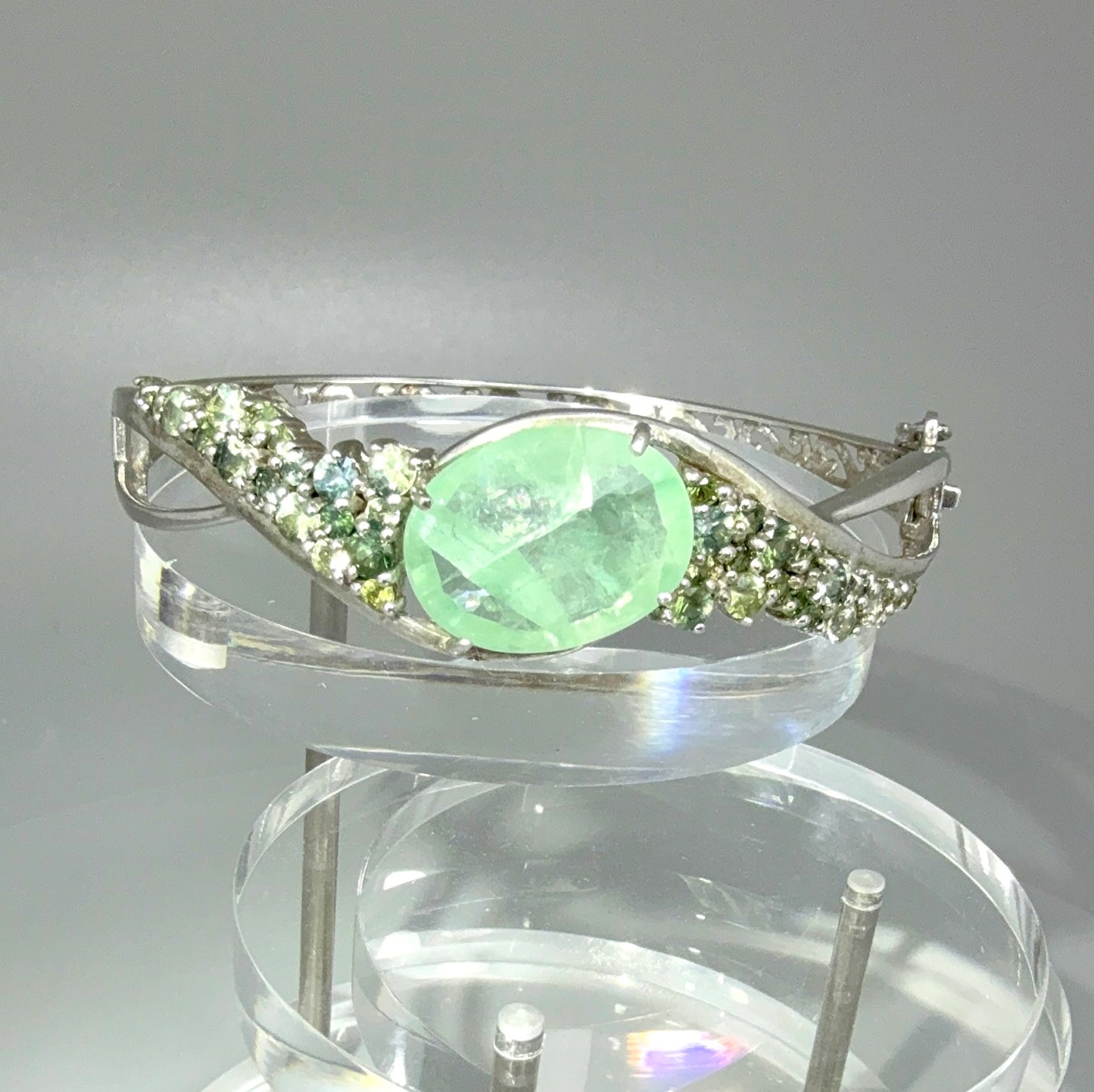Fluorite and sapphire silver bangle plated in white gold