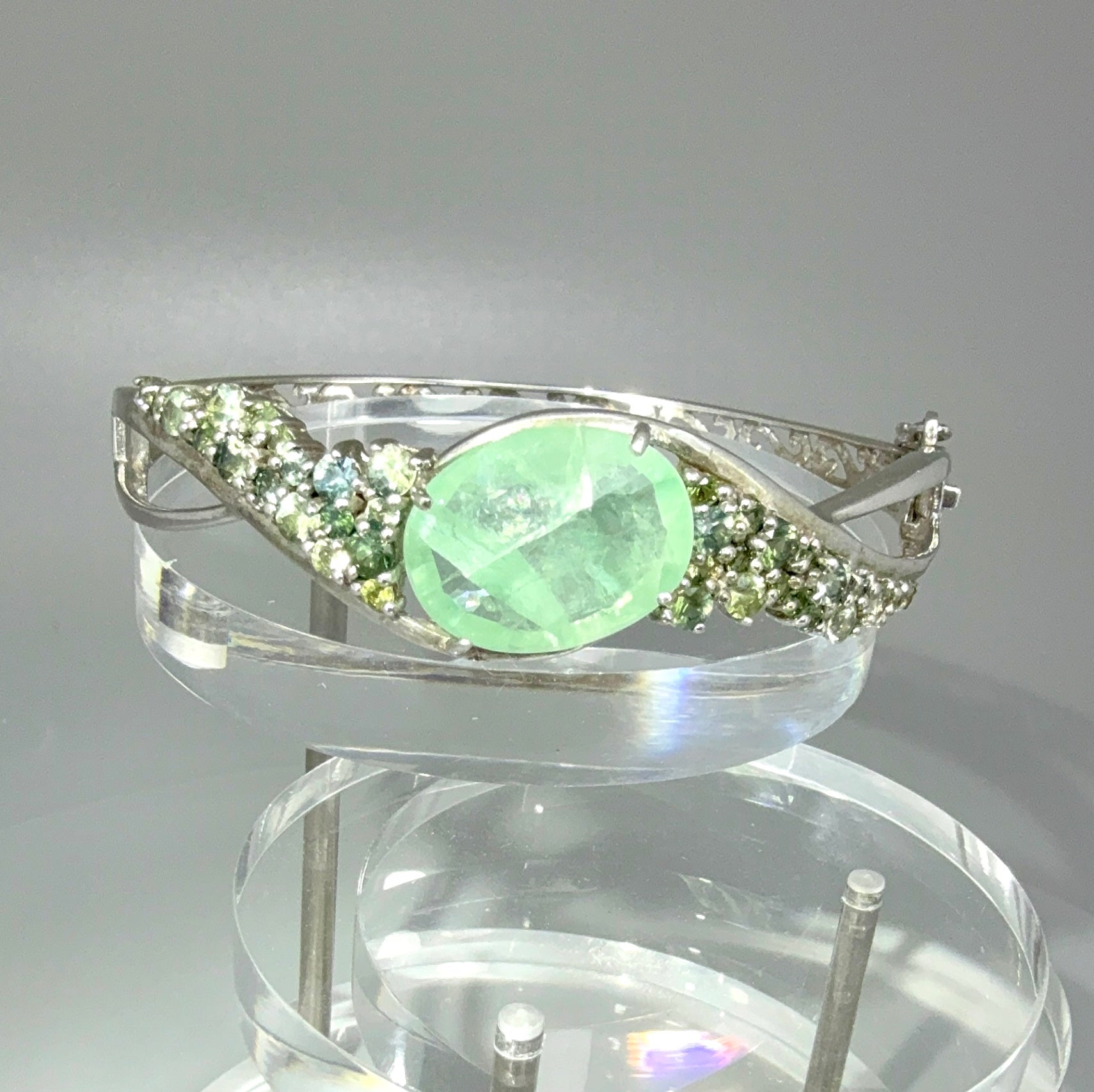 Fluorite and sapphire silver bangle plated in white gold
