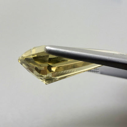 Gold Citrine Fancy 7.35 Ct