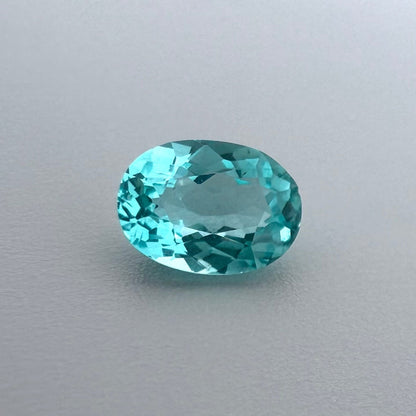 Vibrant Turquoise Apatite Oval 0.9 Ct