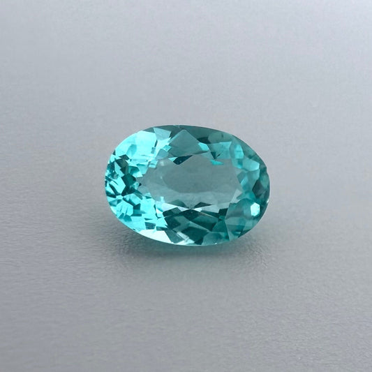 Vibrant Turquoise Apatite Oval 0.9 Ct