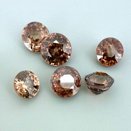 Peach-Pink Hues Zircon Lot Round 9.39 Ct