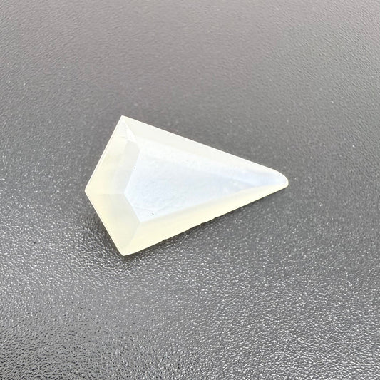 Moonstone Fancy 3.58 Ct