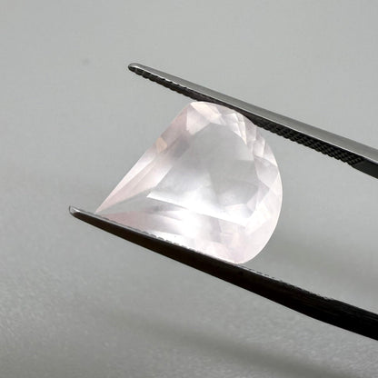 Rose Quartz Fancy Pear 5.26 Ct