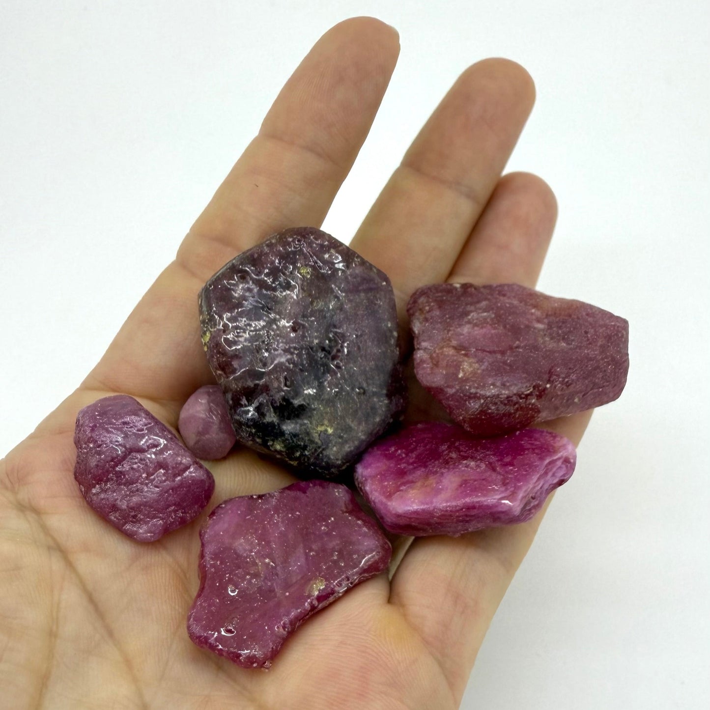 Rubies Rough Lot R4 - starting 10$ per g