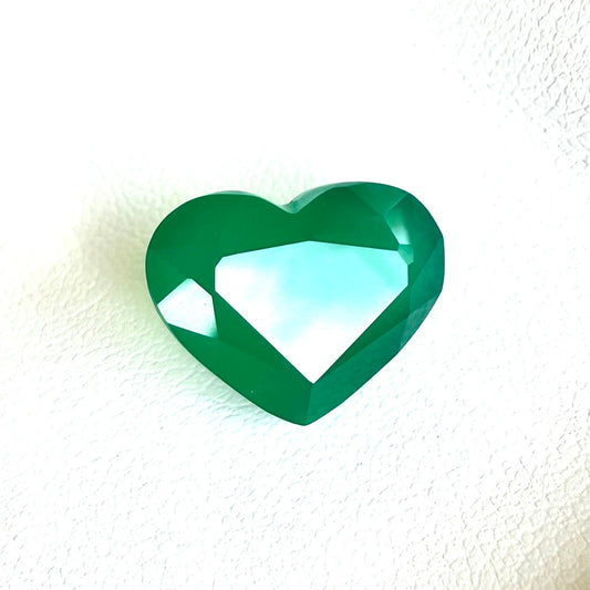 Vibrant Green Chalcedony Heart 6.47 Cts