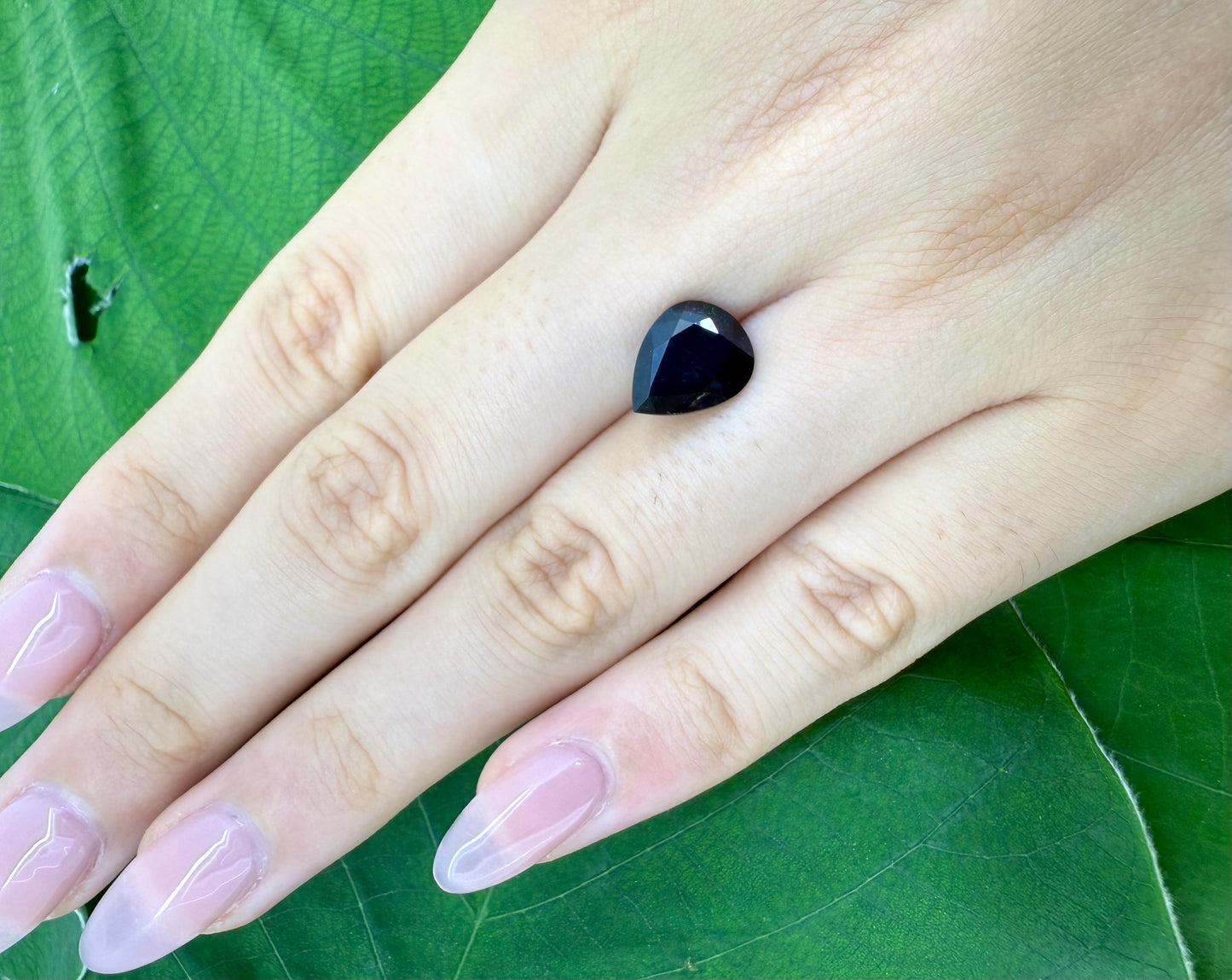 Green Sapphire Pear 3.56 Ct