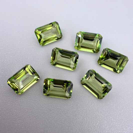 Pale Green Topaz Lot Baguette 8.3 Ct