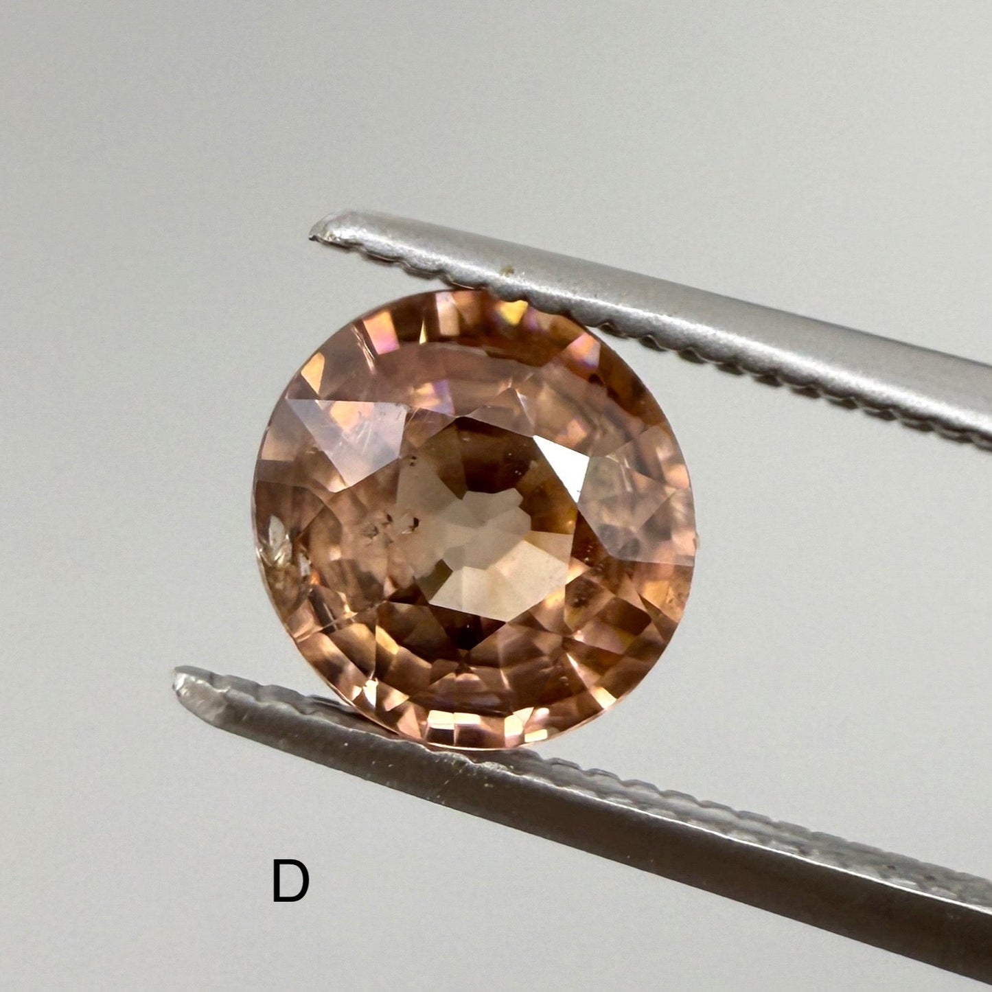 Peach-Pink Hues Zircon Lot Round 9.39 Ct
