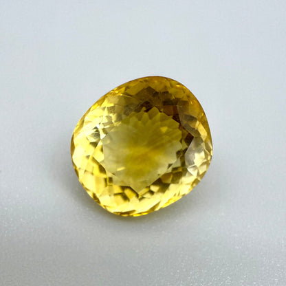 Yellow Citrine Oval 7.82 Ct