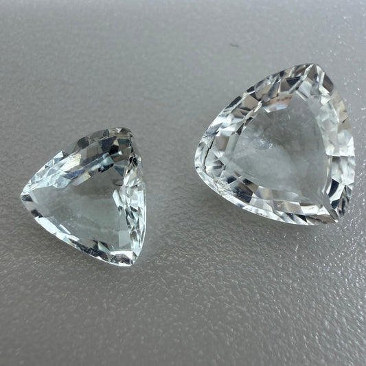 White Blue Aquamarine Set Trillion 1.36 Ct