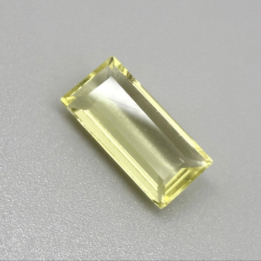 Lemon Quartz Baguette 6.26 Ct