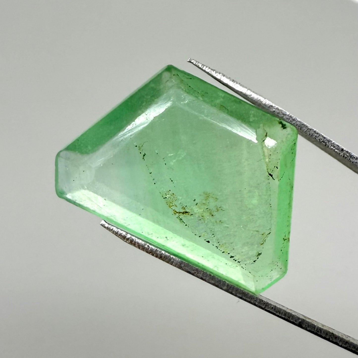 Vibrant Green Fluorite Trapeze 25 Ct