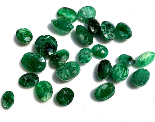 Vibrant Green Hues Emerald Lot Oval 58.7 Ct
