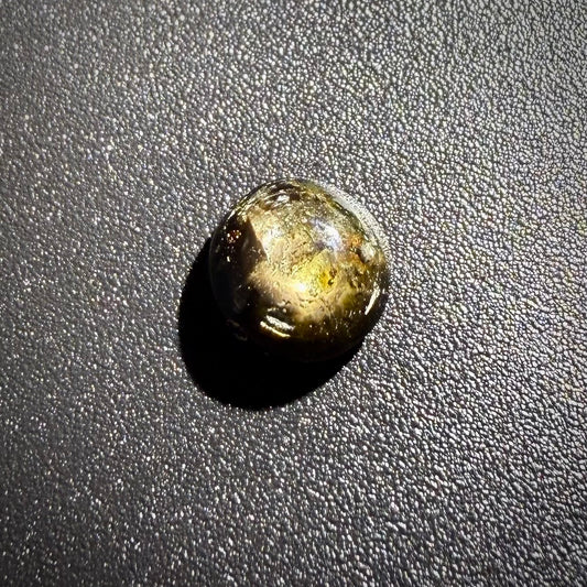 Golden-Brown Star Sapphire Cabochon 1.91 Ct