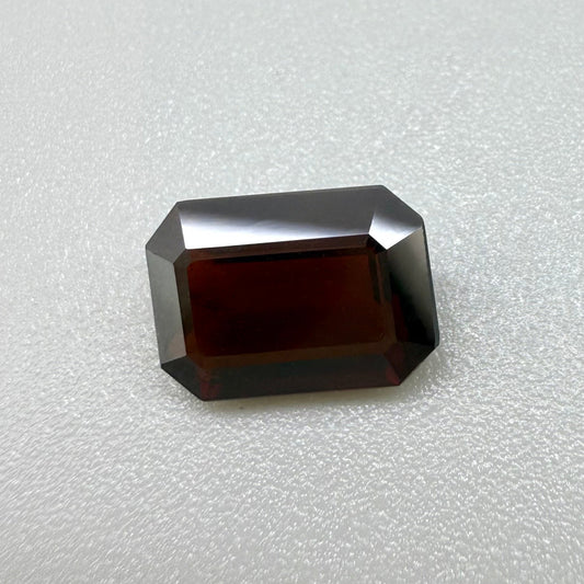 Rusty Red Garnet "Pyrope" Emerald cut 3.74 Ct