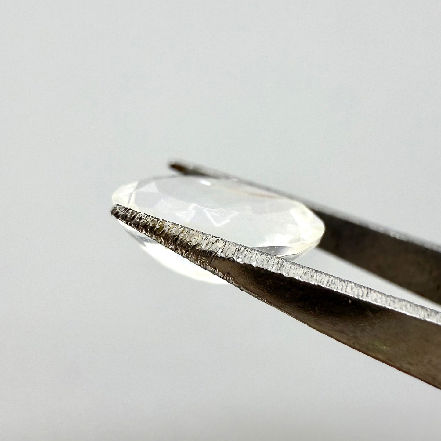 White Opal Oval 1.14 Ct