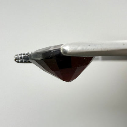 Red Garnet "Pyrope" Oval 4.1 Ct