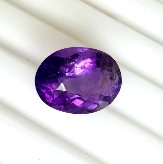 Purple/Pink Amethyst Oval 2.99 Ct