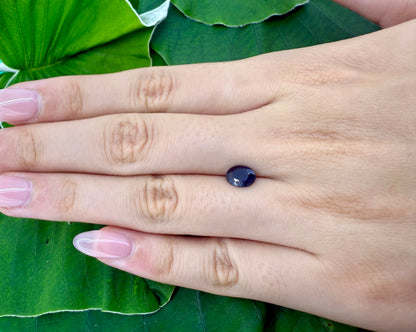 Dark Blue Hues Sapphire Oval 0.99 Ct