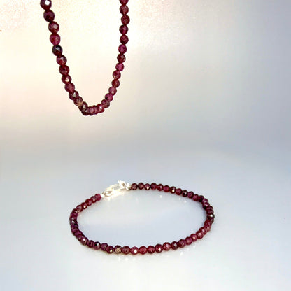 Fine Pyrope Garnet gemstone bead necklace & bracelet