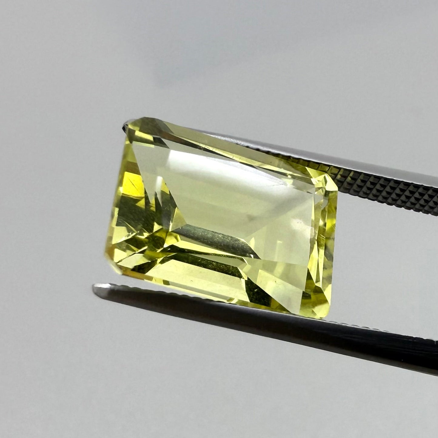 Lemon Quartz Cushion 5.2 Ct