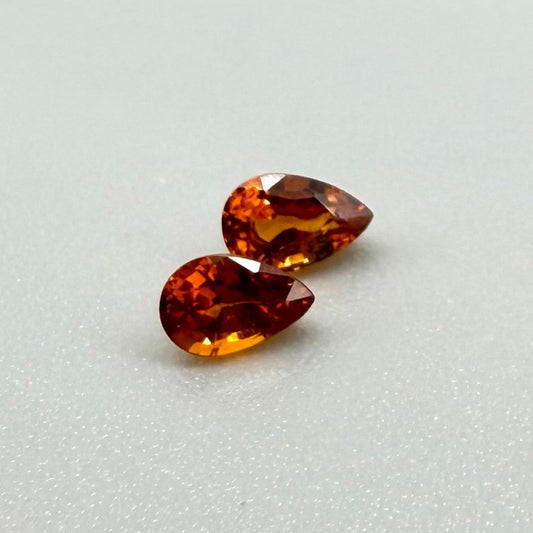 Fiery Orange Spessartine Set Pear 0.89 Ct