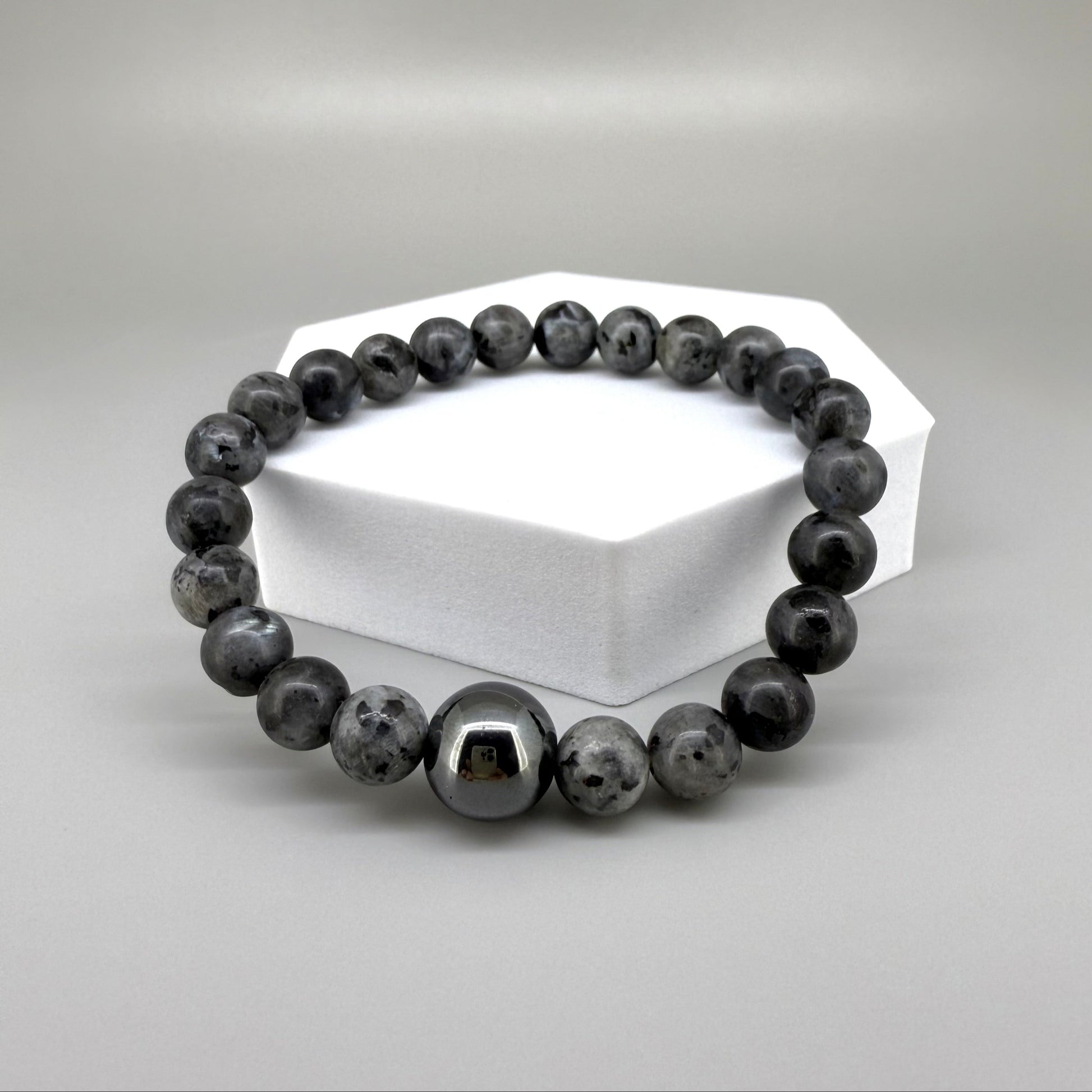 Labradorite beaded bracelet, 20cm, natural grey to black gemstone beads with subtle flashes on elastic stretch band.