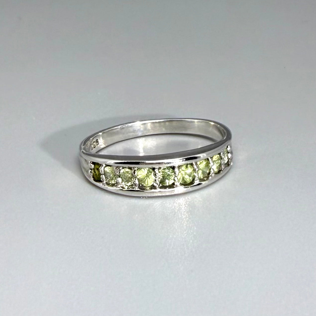 Ring green Sapphire silver white gold plated