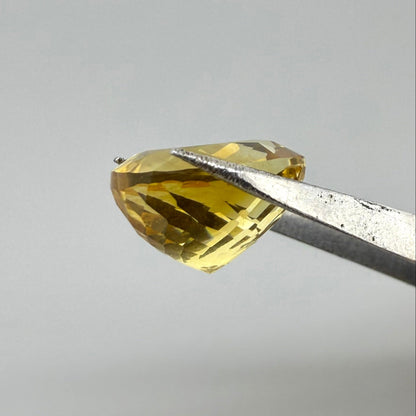 Yellow Citrine Oval 7.82 Ct