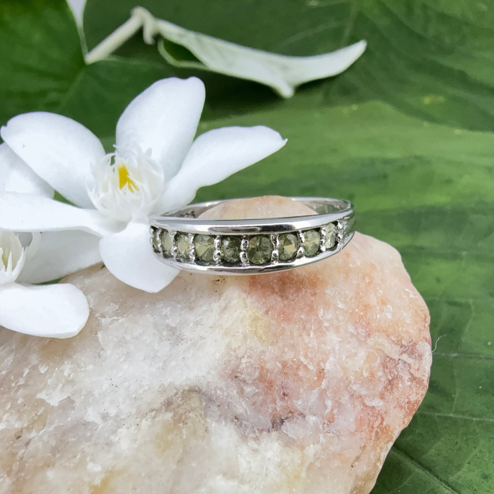 Ring green Sapphire silver white gold plated