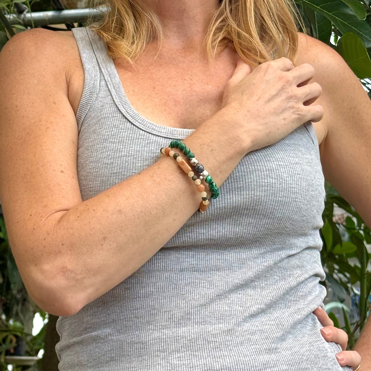 Jade beaded bracelet, 19cm, orange square stones with round beads in orange, green, and beige tones on elastic stretch band.