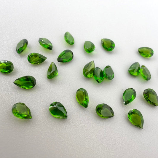 Vibrant Chrome Diopside Lot Pear 6.04 Ct