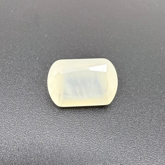 Moonstone Radiant 4.39 Ct