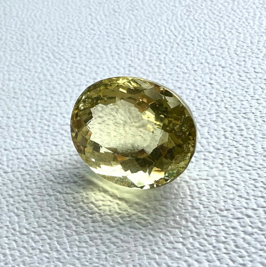 Big Lemon Quartz Oval 20.69 Ct