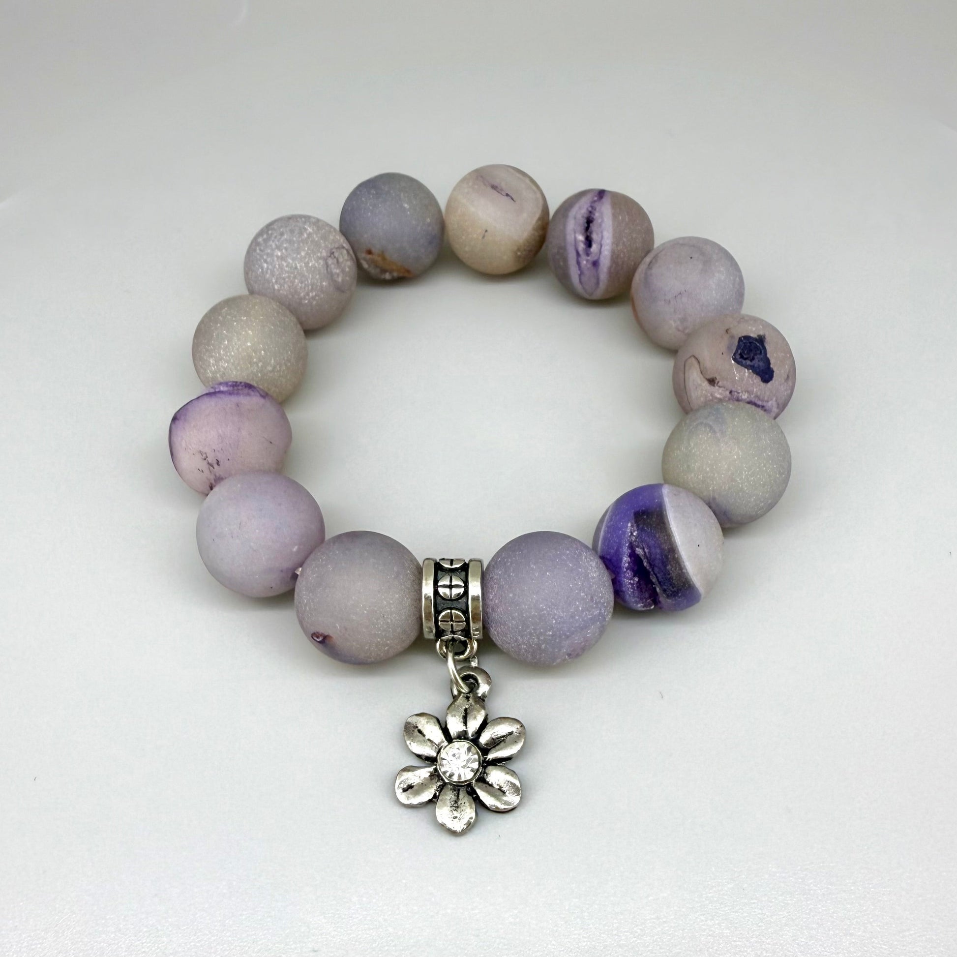 Agate druzy beaded bracelet, 17cm, natural violet gemstone beads with sparkling druzy texture on elastic stretch band.