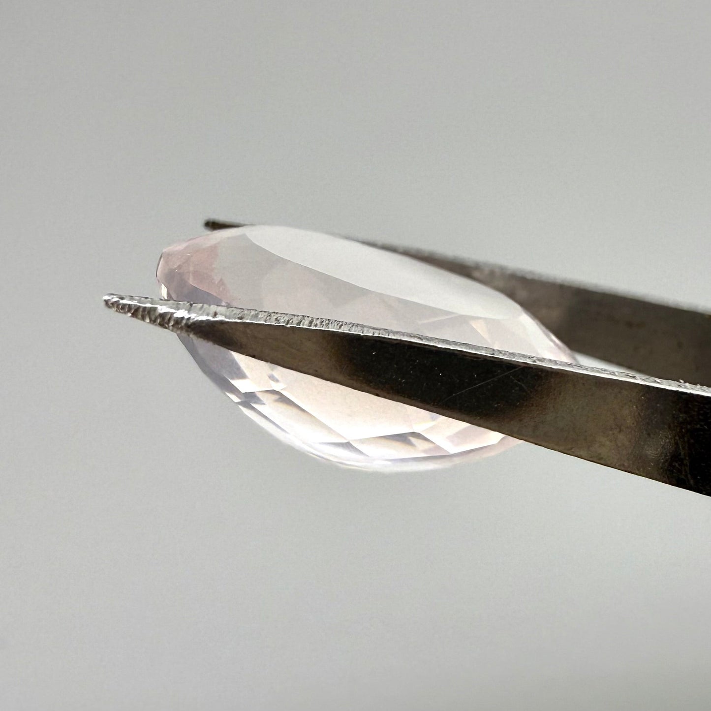 Rose Quartz Oval 9.18 Ct