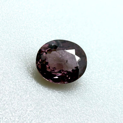 Rosé Spinel Oval 1.55 Ct