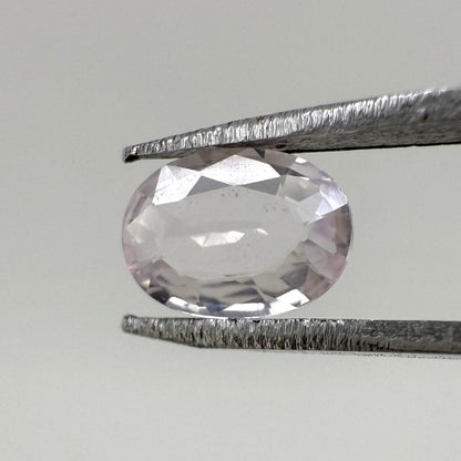 Very Pale Pink Sapphire Oval 0.65 Ct