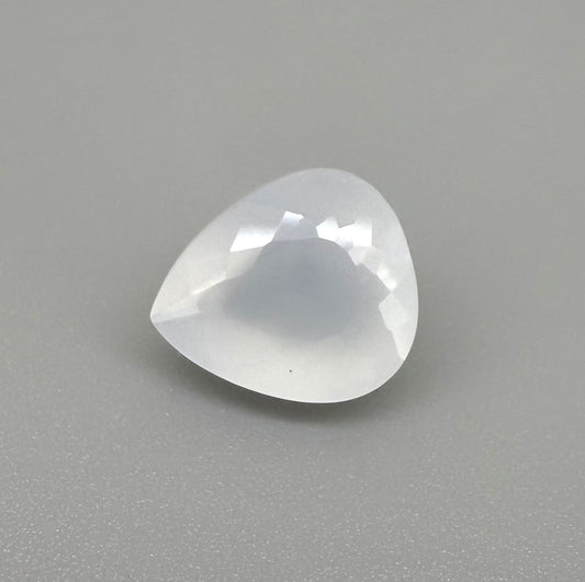 White Chalcedony Pear 12.4 Ct