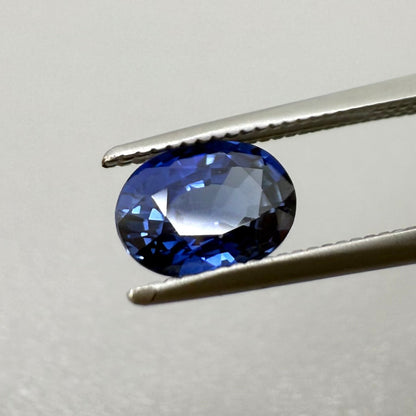 Royal Blue Sapphire Oval 1.15 Ct