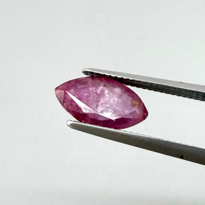 Purplish-Pink Sapphire Marquise 1.5 Ct
