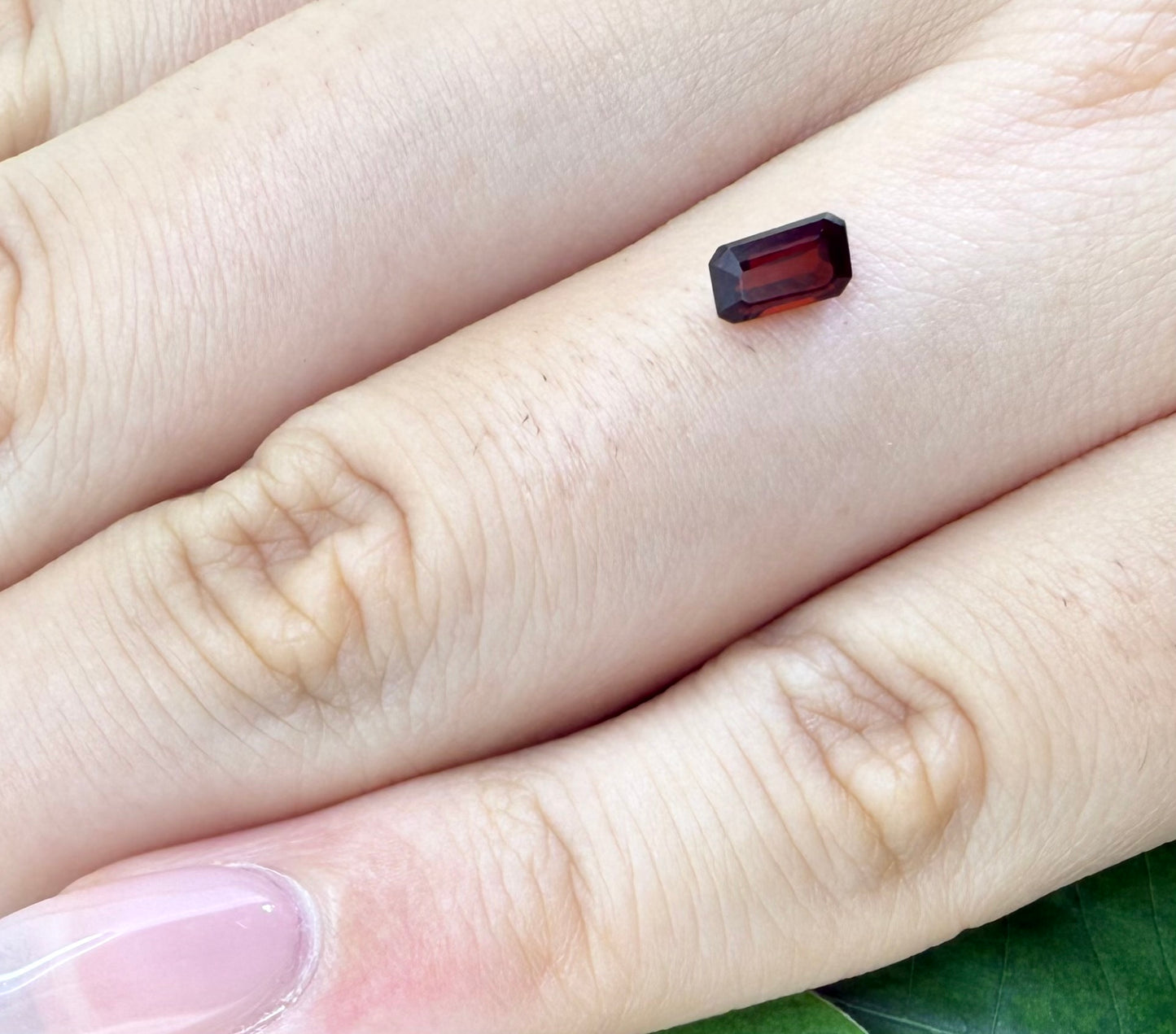 Red Garnet "Pyrope" Emerald cut 0.5 Ct