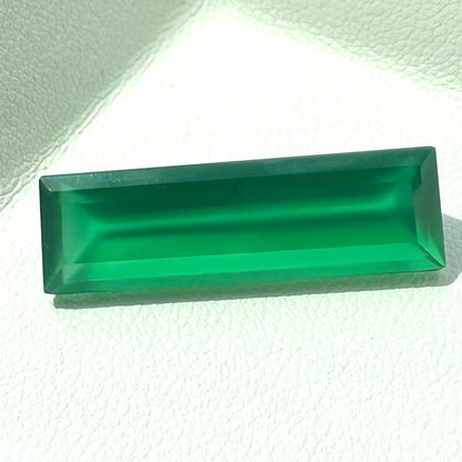 Vibrant Green Chalcedony Baguette 9.15 Ct